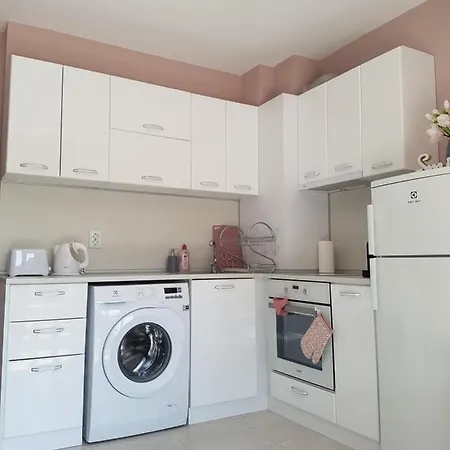 Poli's Casa Blanca Апартаменты Варна